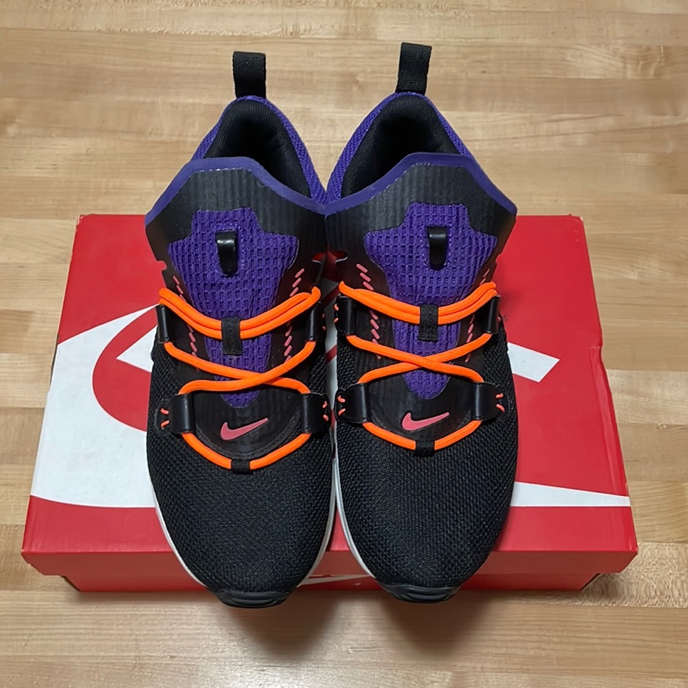 2019 Zoom Moc 'Platinum Tint'